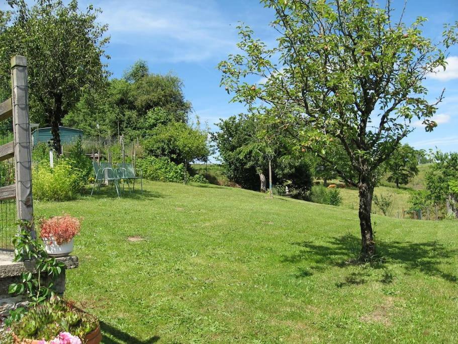 Cottage By The Chateau With Pool In National Parc Les Salles-Lavauguyon Εξωτερικό φωτογραφία